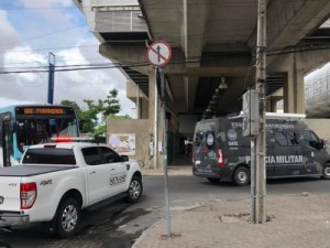 Esquadrão antibomba localiza material explosivo em estação do VLT em Fortaleza