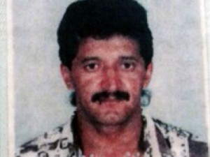 Estivador é morto a tiros enquanto passeava com os cães no litoral de SP