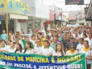 ESTUDANTES Mobilização por Faculdade de Medicina