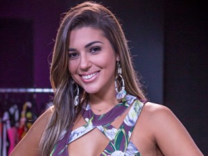 Ex-BBB Vivian Amorim embarca na brincadeira das 9 verdades e 1 mentira