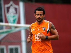 Exame aponta fissura no pé do atacante Fred