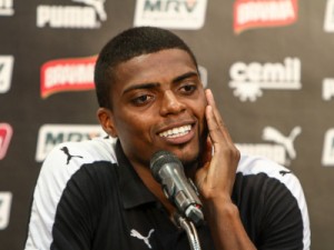 “Experiência e juventude” do Grêmio preocupam Jemerson após goleada