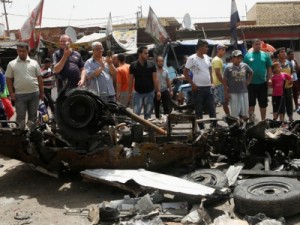 Explosão de carro-bomba matou ao menos 64 e feriu 87 em mercado.