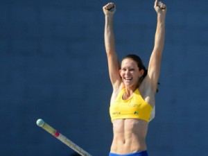Fabiana Murer vence prova na França e bate recorde sul-americano indoor