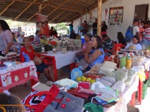 Feira da Economia Solidária foi positiva no Barro Vermelho 