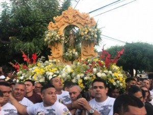 Festejos de São Francisco em Canindé atraem fiéis de vários estados