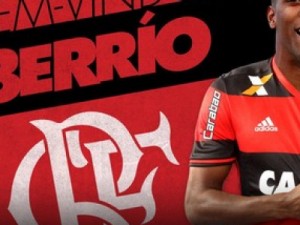 Fla anuncia Berrío como quarto reforço do clube