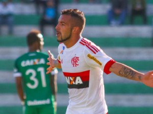 Flamengo iguala ‘era Zico’ e emplaca sexta vitória em 3 a 1 sobre a Chape