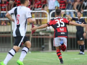 Flamengo quebra jejum contra o Vasco e avança à final na Taça Guanabara