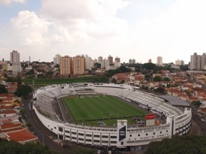 Fortaleza pode encarar Ponte Preta com portões fechados no domingo