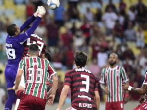 Gabigol marca e leva Flamengo a final do Carioca 2019