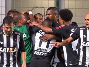 Galo arranca empate do Inter, e avança à final