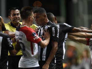 Galo empata em casa e dá adeus à Sul-Americana