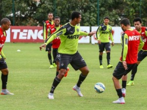 Galo recebe Joinville no Mineirão lotado para se consolidar no G4