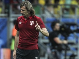 Gareca vê melhora no Brasil e diz que efetividade decidiu duelo em Salvador