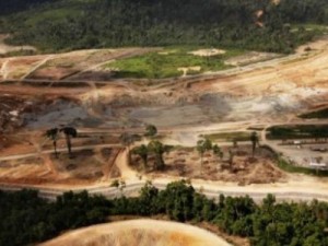 Garimpeiros e empresa canadense disputam ouro de Belo Monte