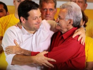 Geraldo Julio, do PSB, é reeleito prefeito do Recife