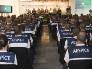 Governador anuncia início das aulas para os 763 aprovados em concurso da Polícia Civil