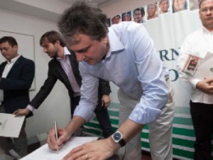 Governador Camilo Santana anuncia investimento de 2,17 milhões na reforma do Arquivo Público do Estado