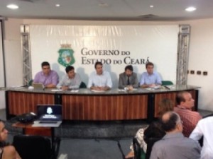 Governador culpa falta de verbas para crise na saúde