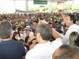 Governador inaugura BPRaio e quartel do C. de Bombeiros em Canindé