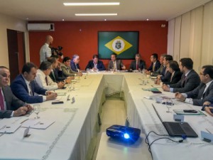 Governador reúne bancada federal para apresentar Plataforma de Modernização da Saúde