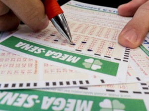 Governo autoriza a Caixa a reajustar preço das apostas das loterias; Mega-Sena custará R$ 4,50