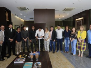 Governo do Ceará homologa concurso e anuncia convocação dos 500 primeiros professores aprovados