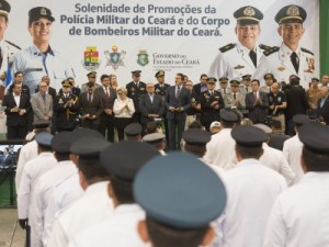 Governo do Ceará promove mais de 13 mil policiais e bombeiros militares em três anos
