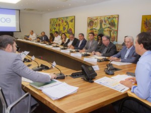 Governo e Fiec se reúnem para elaborar programa de otimização do ambiente de negócios no CE