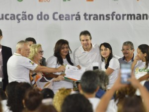 Governo entrega certificados pelos CITS e anuncia mais de 4,7 mil vagas para 2019