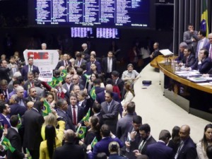 Governo libera mais R$ 440 milhões em emendas parlamentares em meio à votação da Previdência