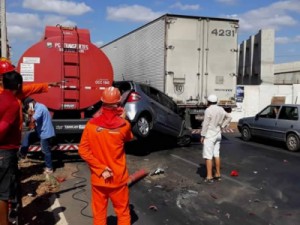 Grave acidente, e por sorte não houve uma tragédia em Juazeiro do Norte