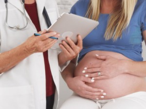 Gravidez e Bebê: 5 riscos das DSTs durante a gravidez