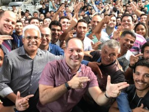 Heitor Freire é mantido na presidência do PSL no Ceará após pedido de aliados para saída do cargo