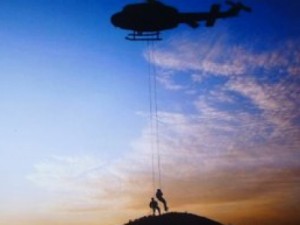 Helicóptero cai na Malásia e mata seis pessoas, incluindo ex-embaixador