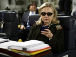 Hillary Clinton anunciará domingo candidatura à Presidência dos EUA