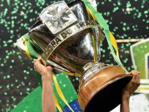 Hoje tem futebol na Copa do Brasil, Libertadores e estaduais