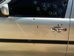 Homem é assassinado, e advogado é baleado na saída de fórum