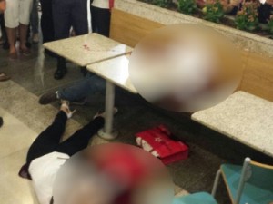 Homem mata mulher em shopping e tenta suicídio, dizem bombeiros