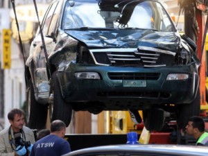 Homem mata três e fere 34 ao jogar carro contra calçada na Áustria