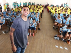 Homenagem, conselhos e emoção... Os últimos dias de Jesus no Palmeiras