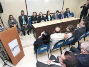 Homenagens e lançamento de revistas marcam a comemoração dos 30 anos da ESMP