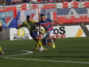 Horizonte surpreende Fortaleza no Domingão