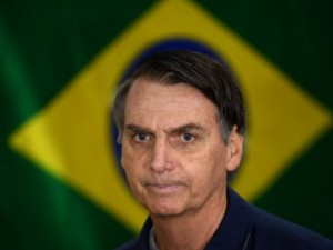 Ideia de Bolsonaro de cobrar mensalidade de universidade federal recebe críticas