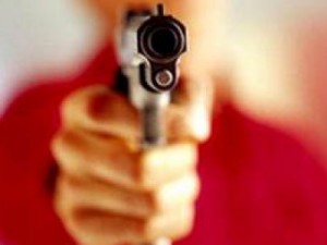 Idoso é morto com quatro tiros nas costas, tórax e cabeça