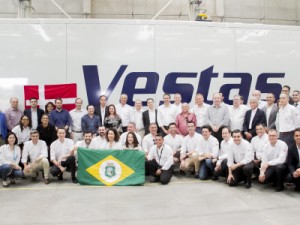 Inaugurada nova fábrica de turbinas de energia eólica em Aquiraz