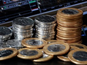 Incerteza política faz OCDE triplicar projeção de queda de PIB do Brasil em 2015