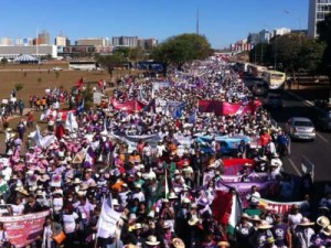 Infarto e AVC matam duas mulheres na Marcha das Margaridas, no DF