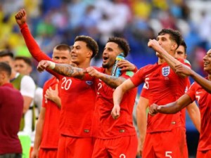 Inglaterra vence a Suécia e avança às semifinais após 28 anos